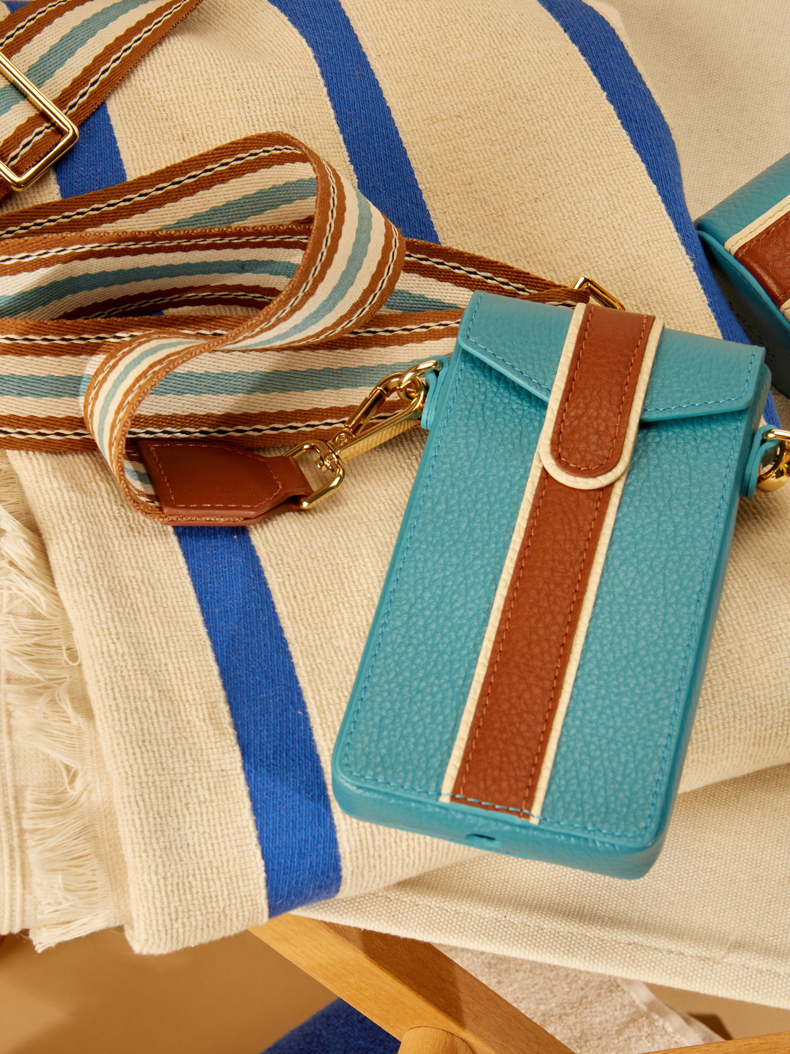 The Phone Pouch, Tropicana Teal
